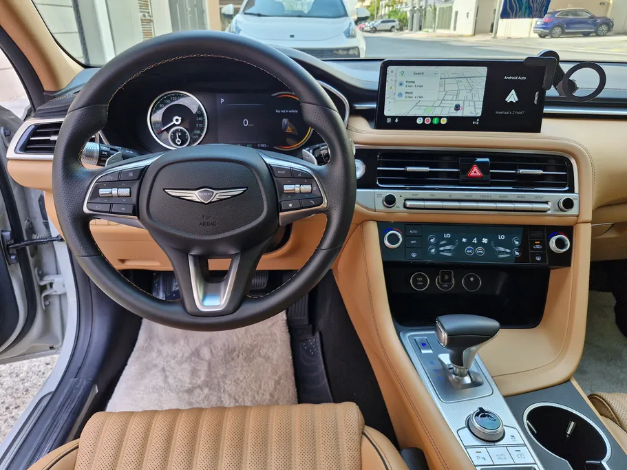 2025 Genesis G70 Prestige 