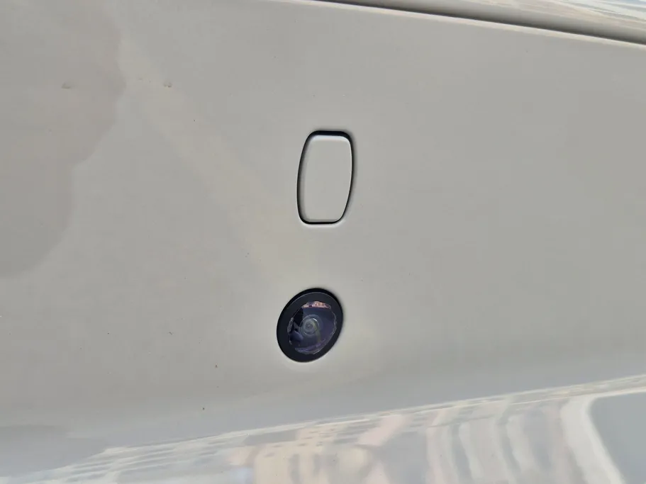 2025 Genesis G70 Prestige 