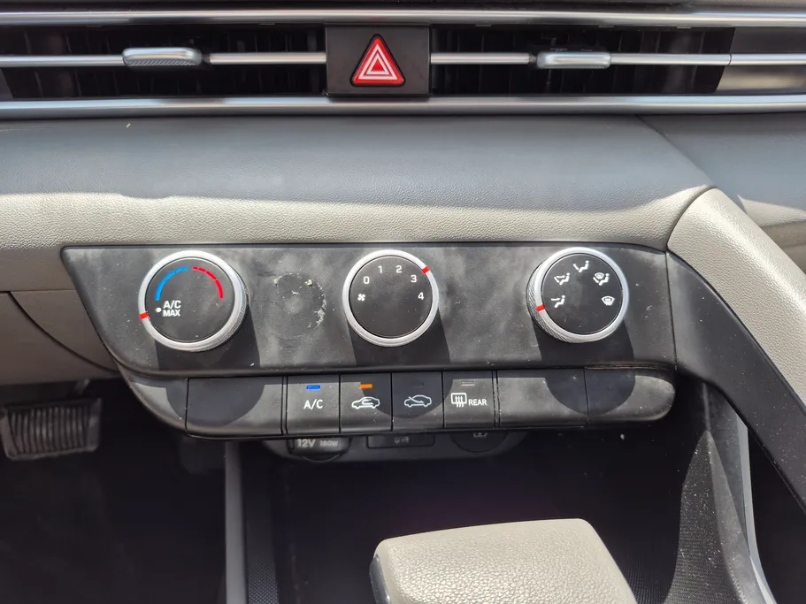 2025 Hyundai Elantra Fleet 
