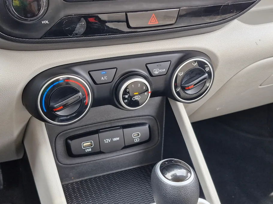 2024 Hyundai Venue Smart 