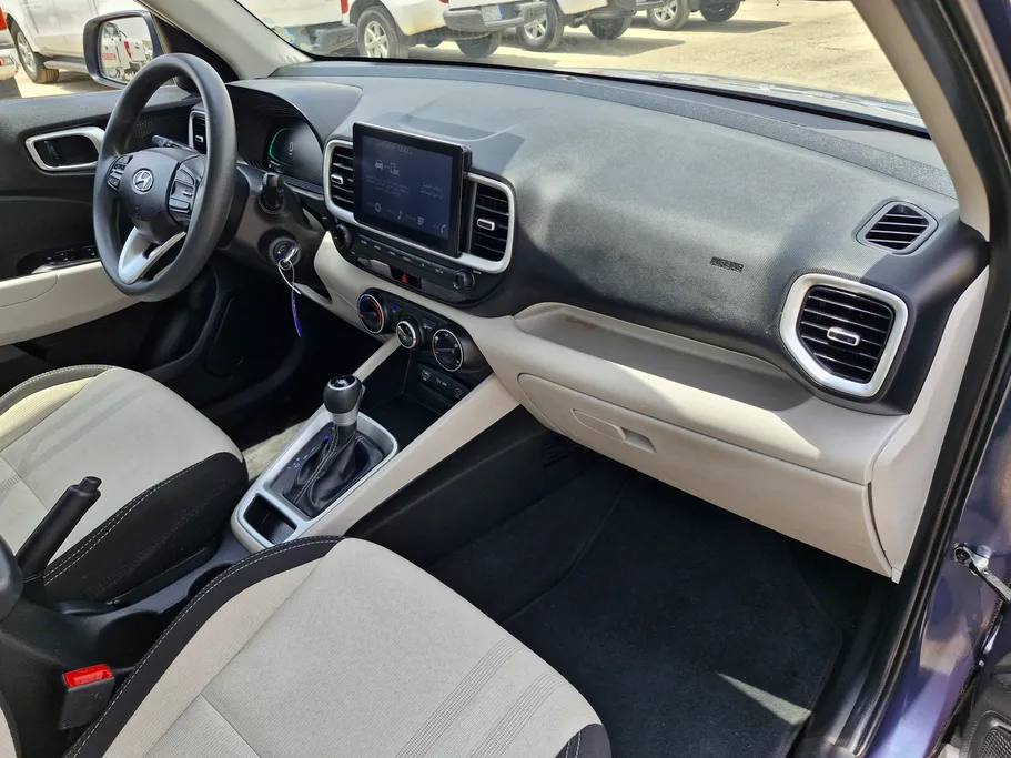 2024 Hyundai Venue Smart 