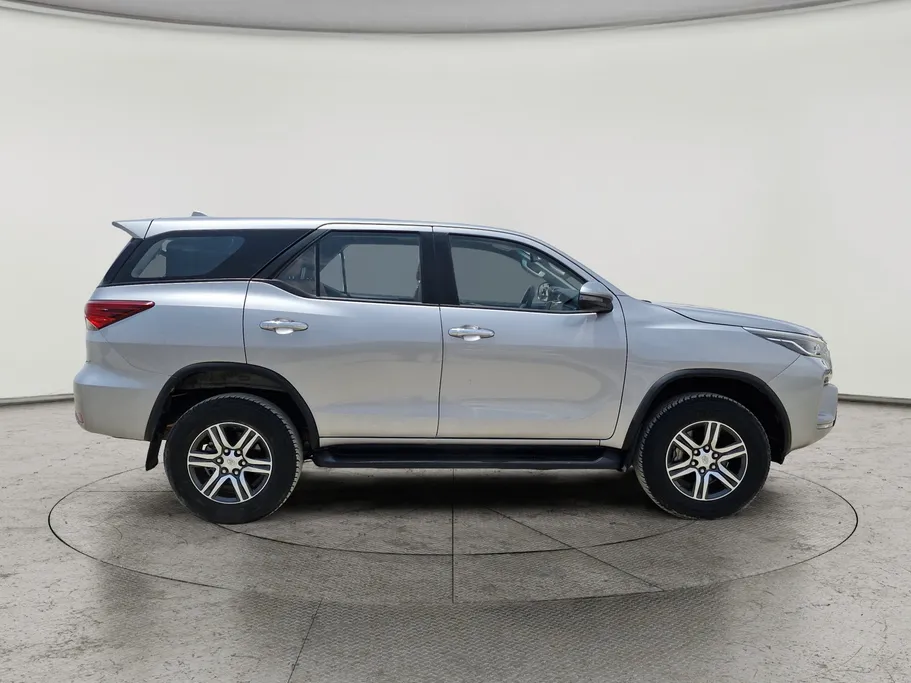 2024 Toyota Fortuner GX 