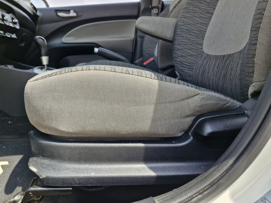 2024 Kia Pegas LX 