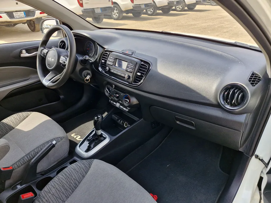2024 Kia Pegas LX 