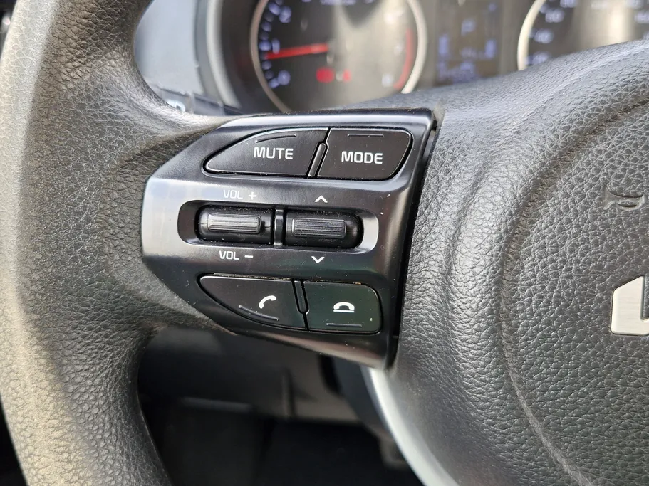2024 Kia Pegas LX 