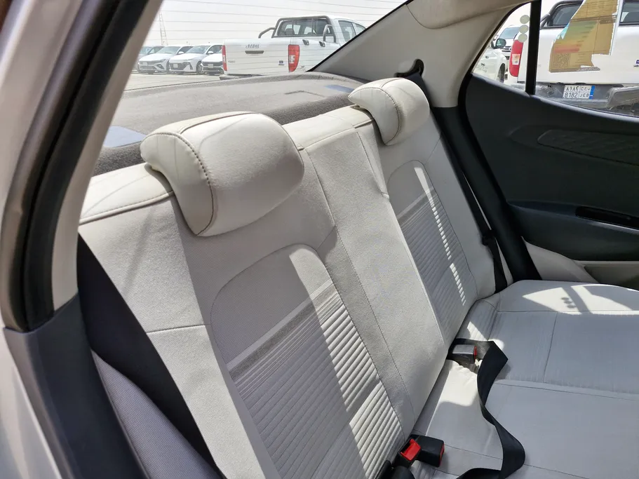هيونداي Grand i10 فلييت 2024 
