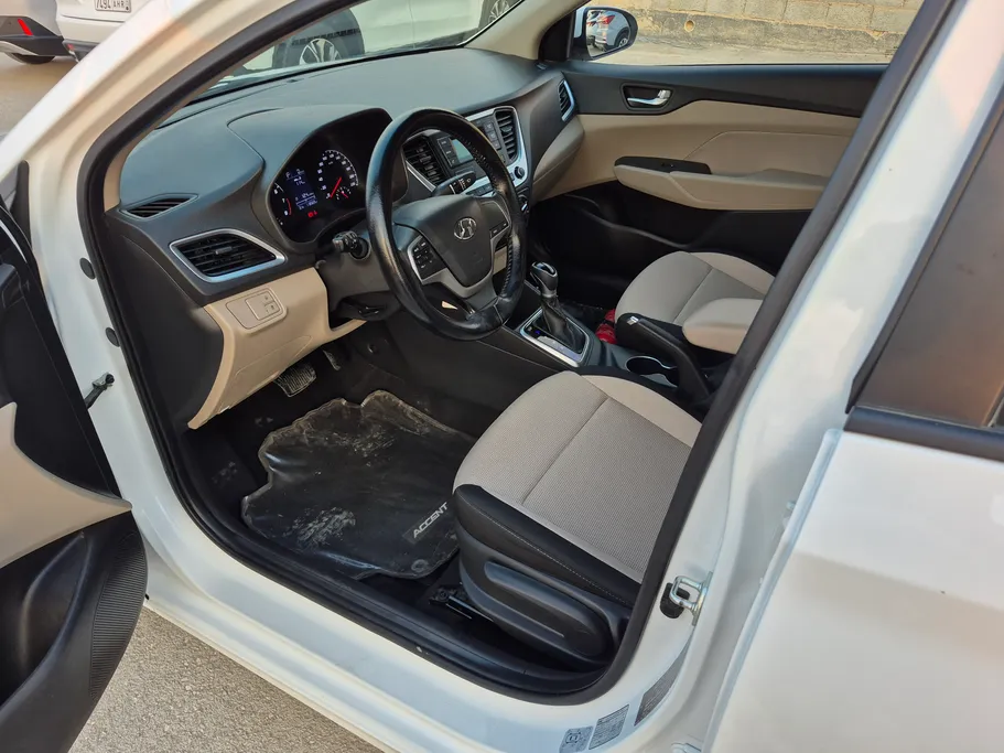 2023 Hyundai Accent Smart 