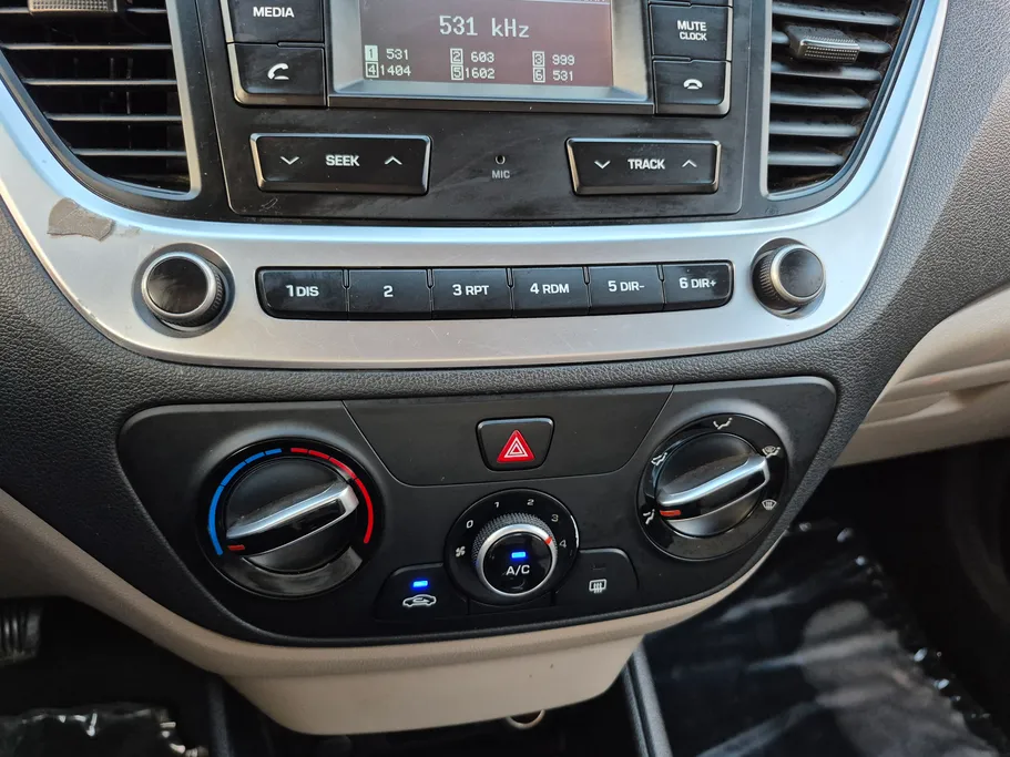 2023 Hyundai Accent Smart 