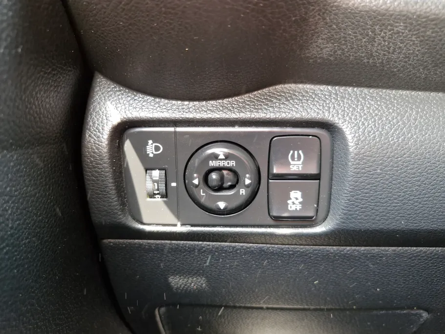 2024 Kia Pegas GL 