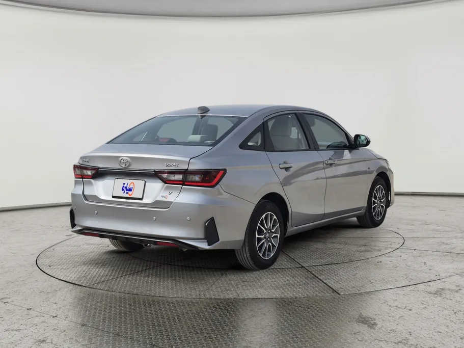 2023 Toyota Yaris  Y 