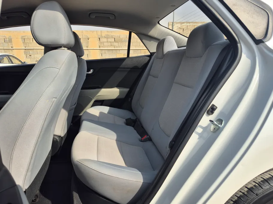 2023 Kia Rio LX 