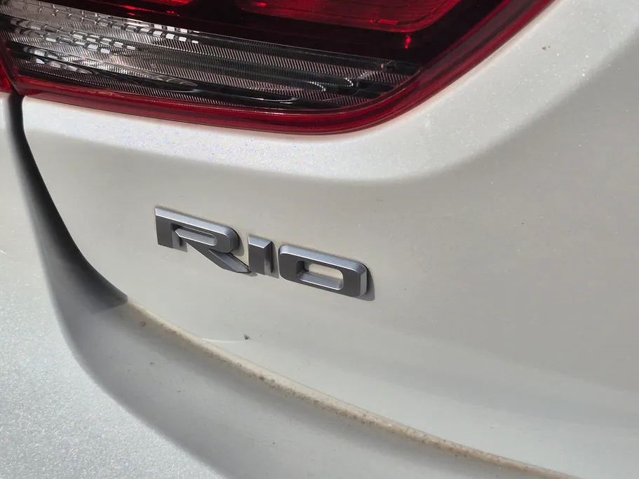 2023 Kia Rio LX 