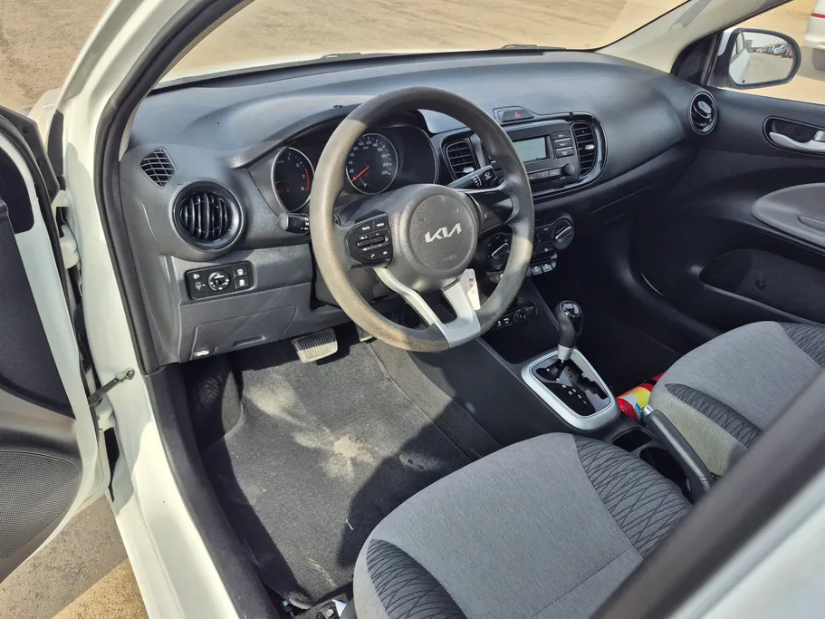 2023 Kia Pegas LX 