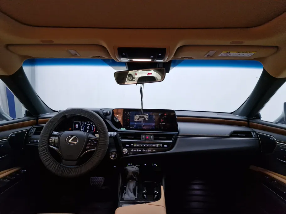 لكزس ES 350 DD Exclusive 2025 