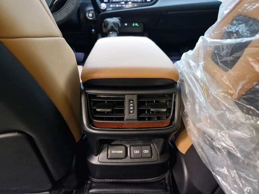لكزس ES 350 DD Exclusive 2025 