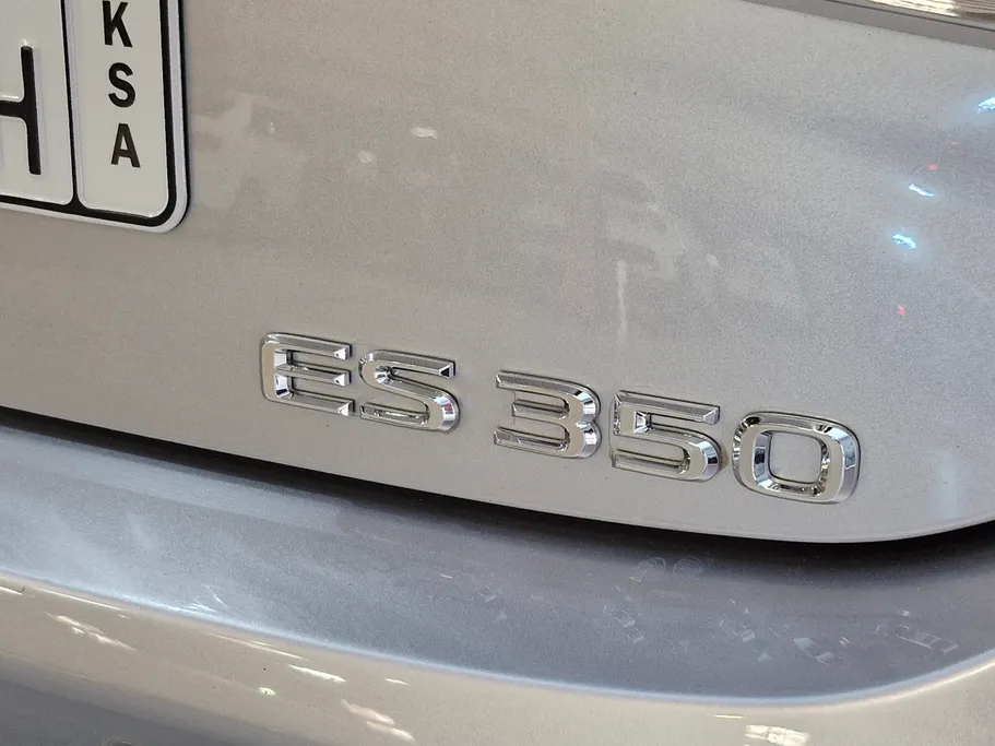لكزس ES 350 DD Exclusive 2025 