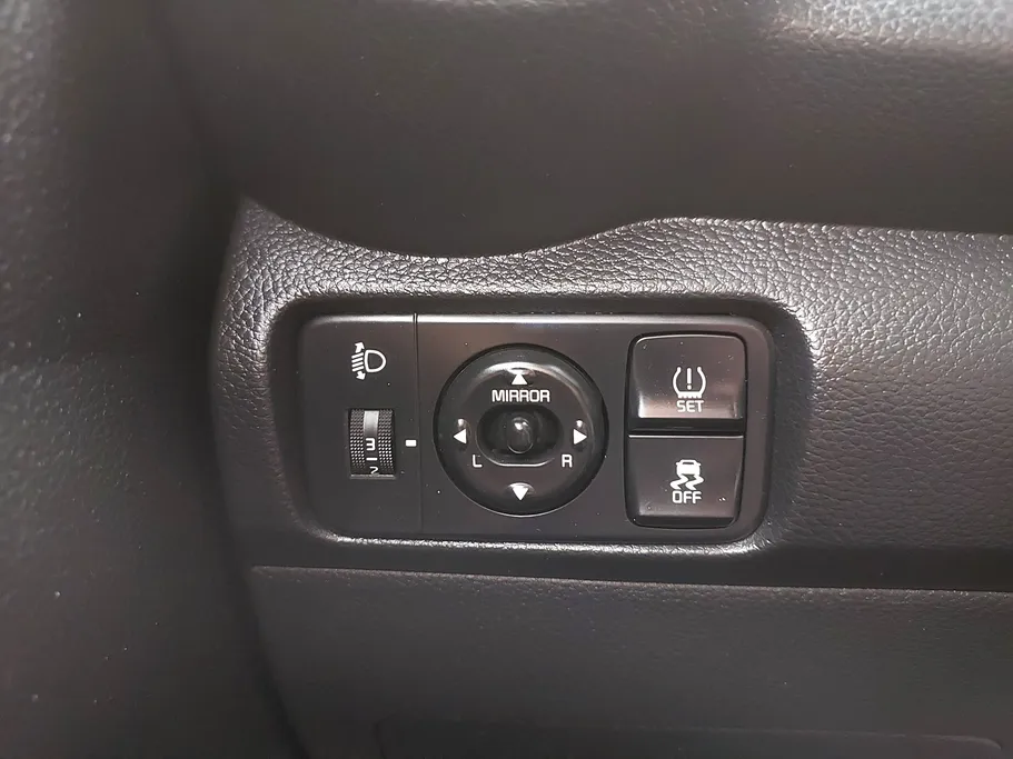 2024 Kia Pegas GL 