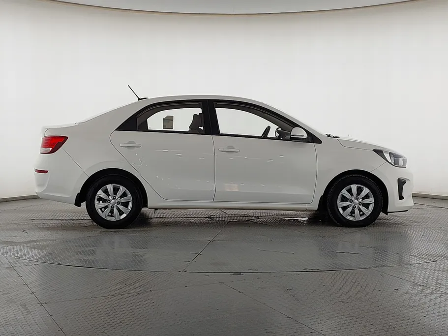 2024 Kia Pegas GL 
