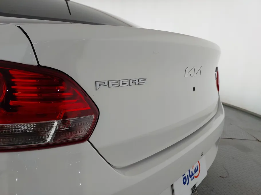 2024 Kia Pegas GL 