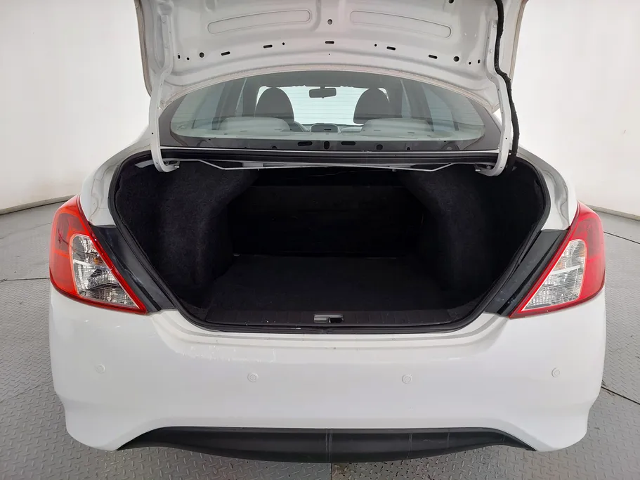 2020 Nissan Sunny SV 