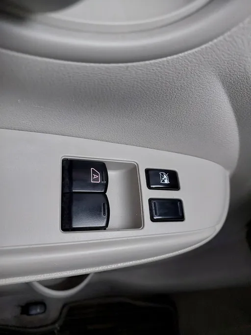 2020 Nissan Sunny SV 