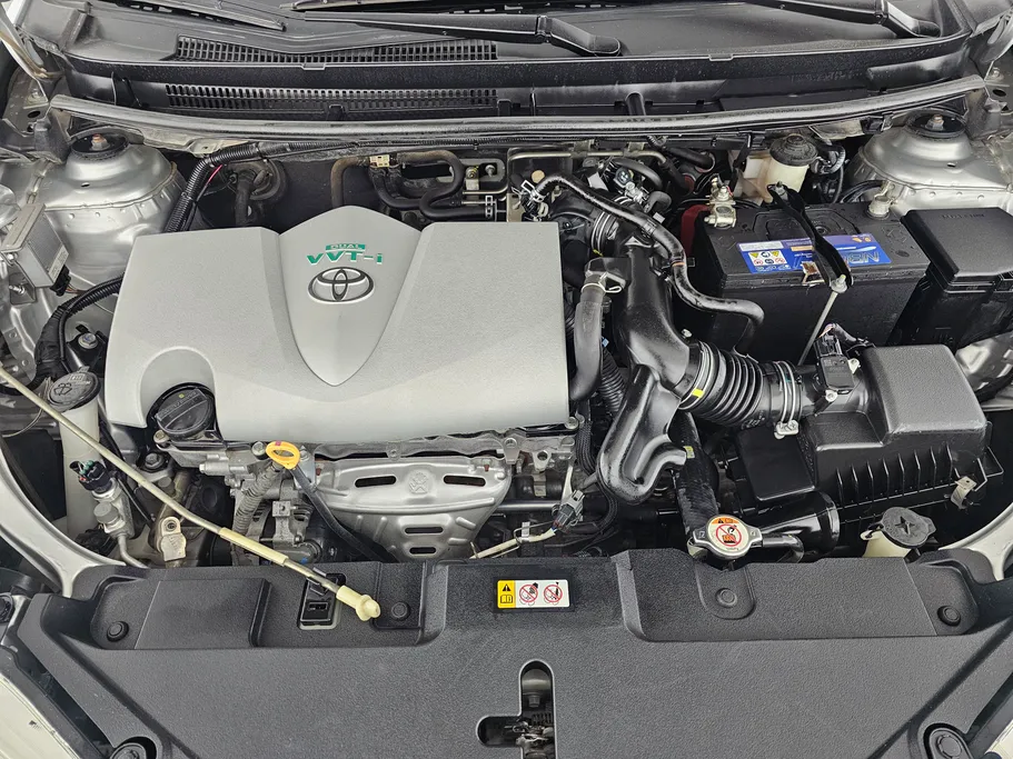 2022 Toyota Yaris  Y Plus 