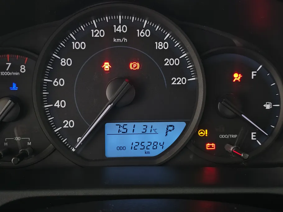 2022 Toyota Yaris  Y Plus 