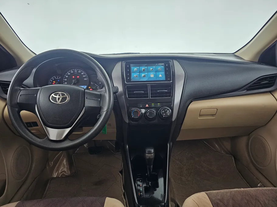 2022 Toyota Yaris  Y Plus 