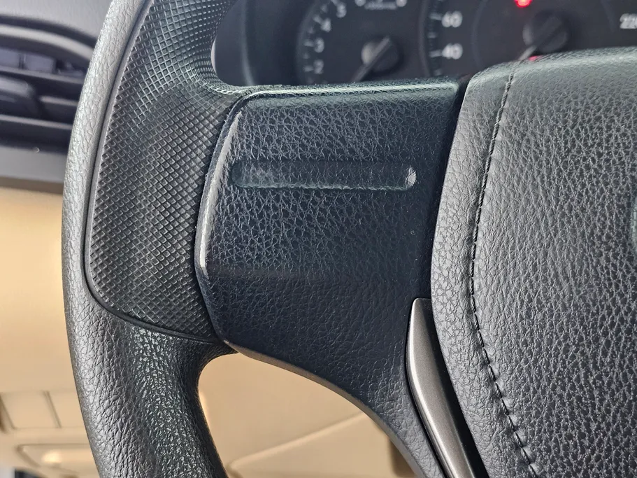 2022 Toyota Yaris  Y Plus 