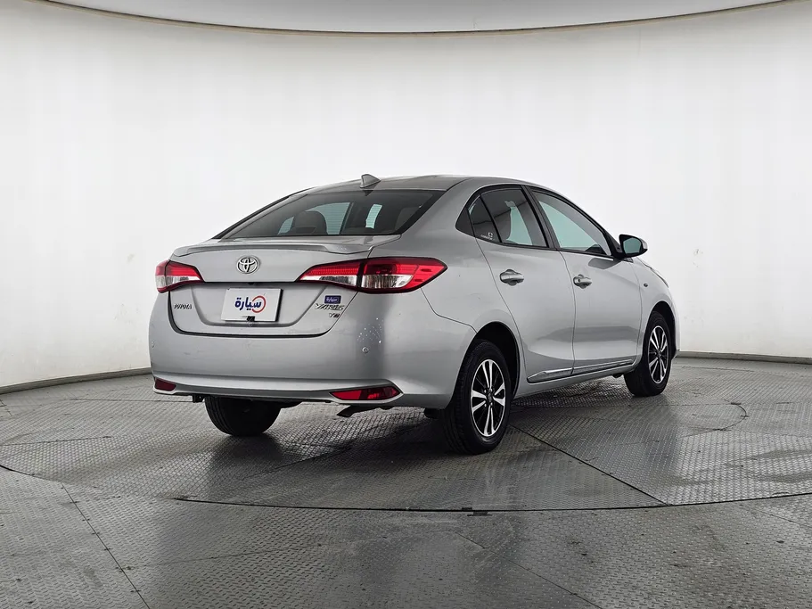 2022 Toyota Yaris  Y Plus 