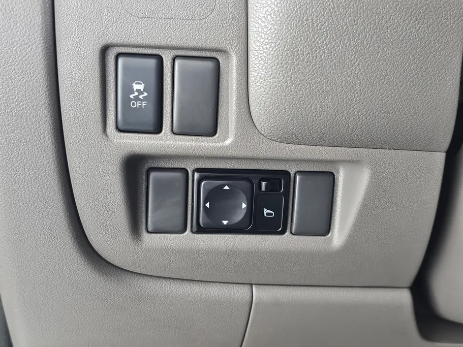 2024 Nissan Sunny SV Comfort 