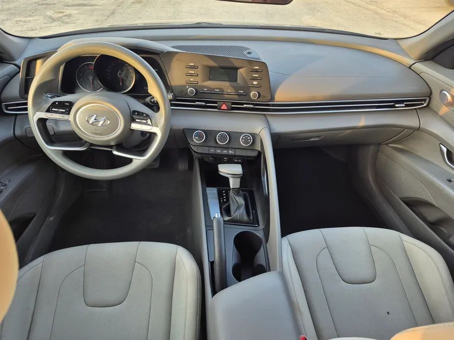 2023 Hyundai Elantra Fleet 
