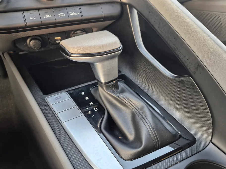 2023 Hyundai Elantra Fleet 