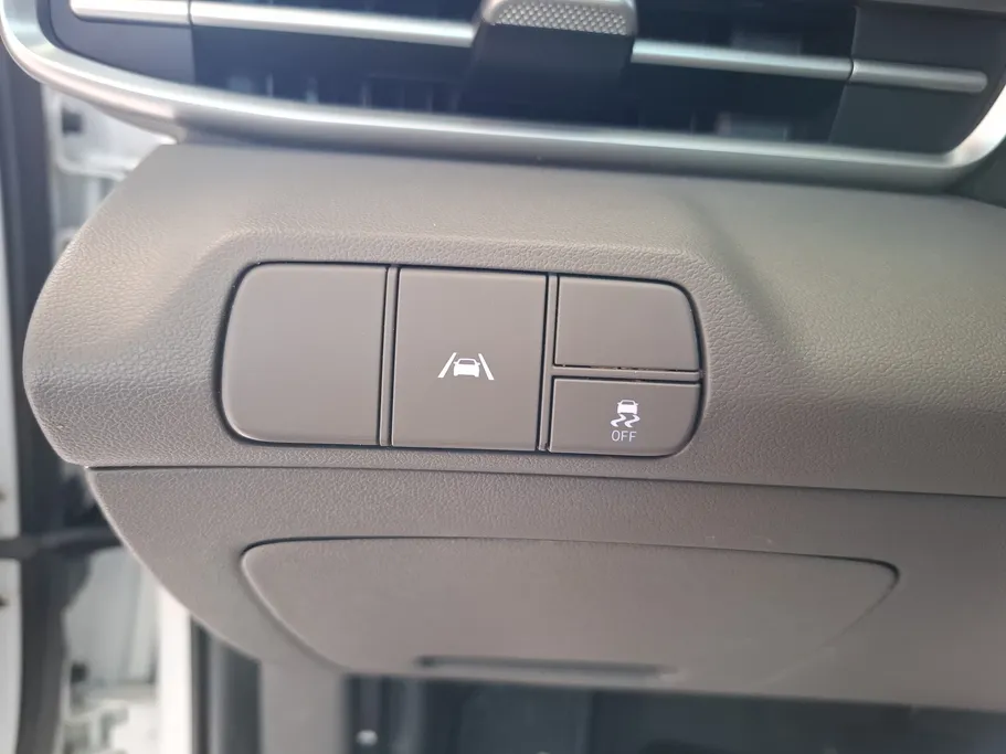 2023 Hyundai Elantra MID 