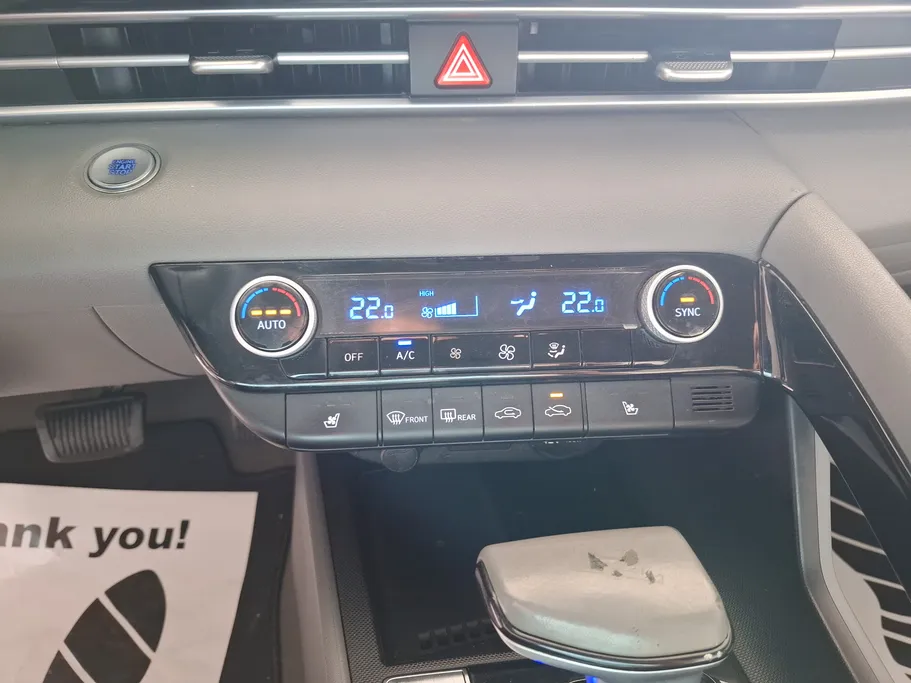 2023 Hyundai Elantra MID 