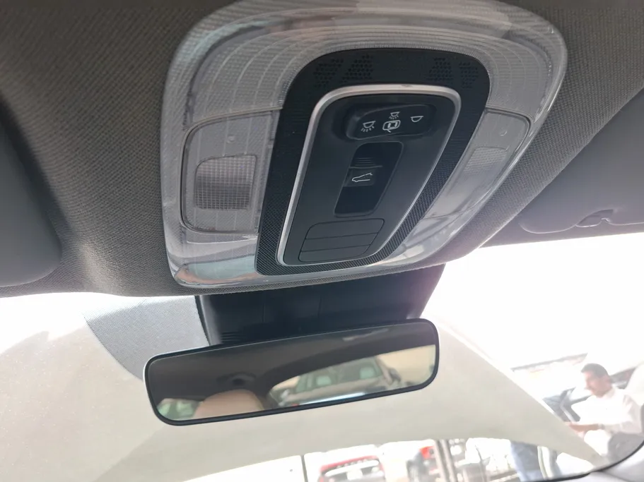 2023 Hyundai Elantra MID 