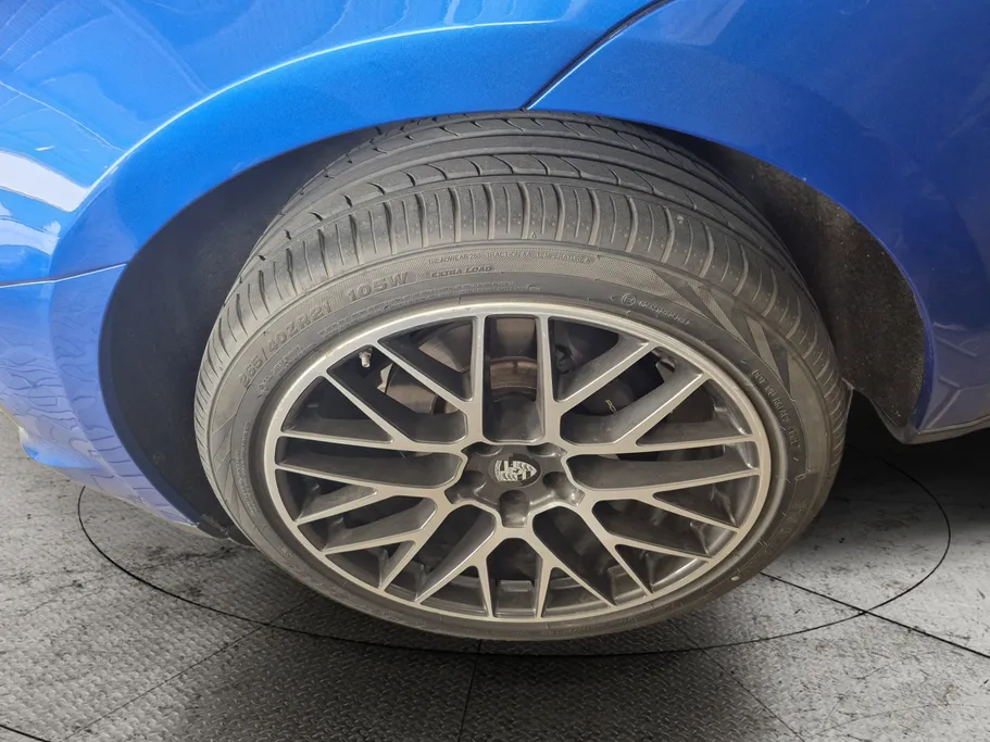 2019 Porsche Macan Turbo 