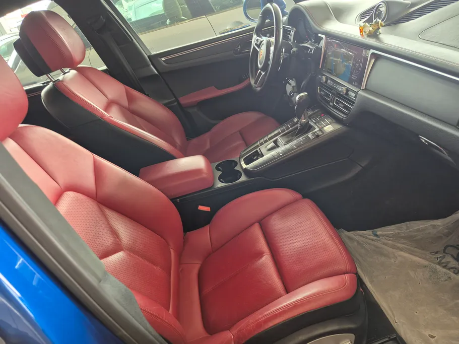 2019 Porsche Macan Turbo 