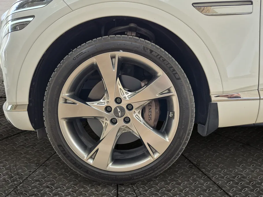 2023 Genesis GV80 Royal 