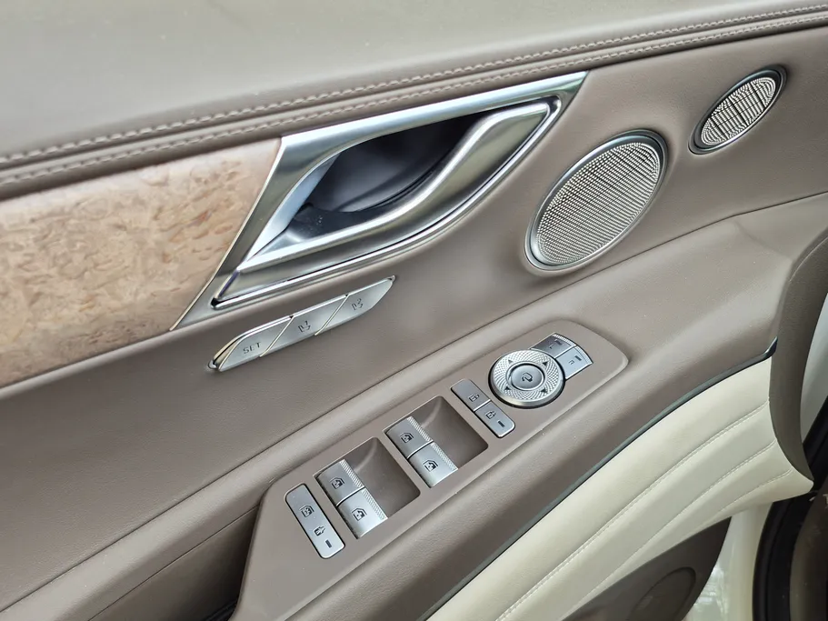 2023 Genesis GV80 Royal 