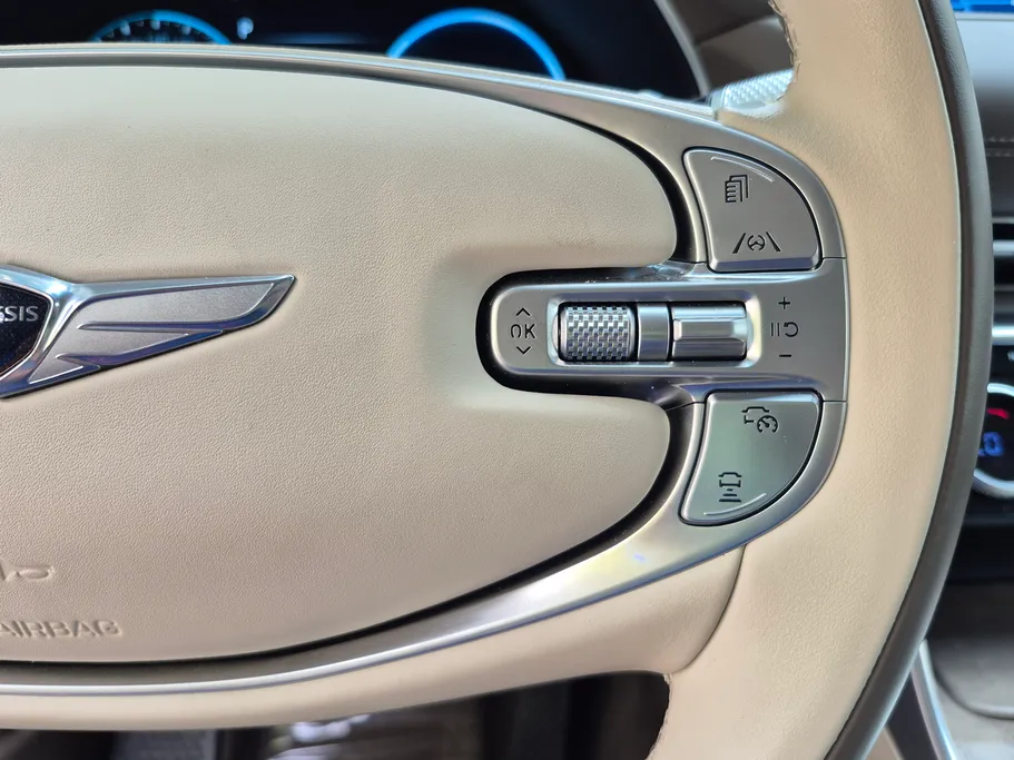 2023 Genesis GV80 Royal 