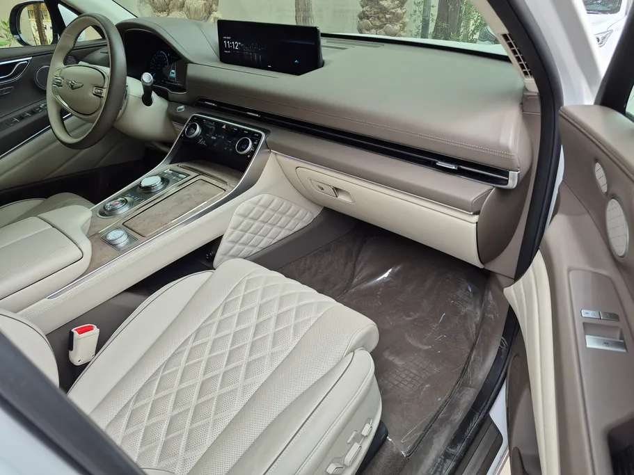 2023 Genesis GV80 Royal 