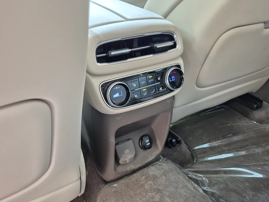 2023 Genesis GV80 Royal 