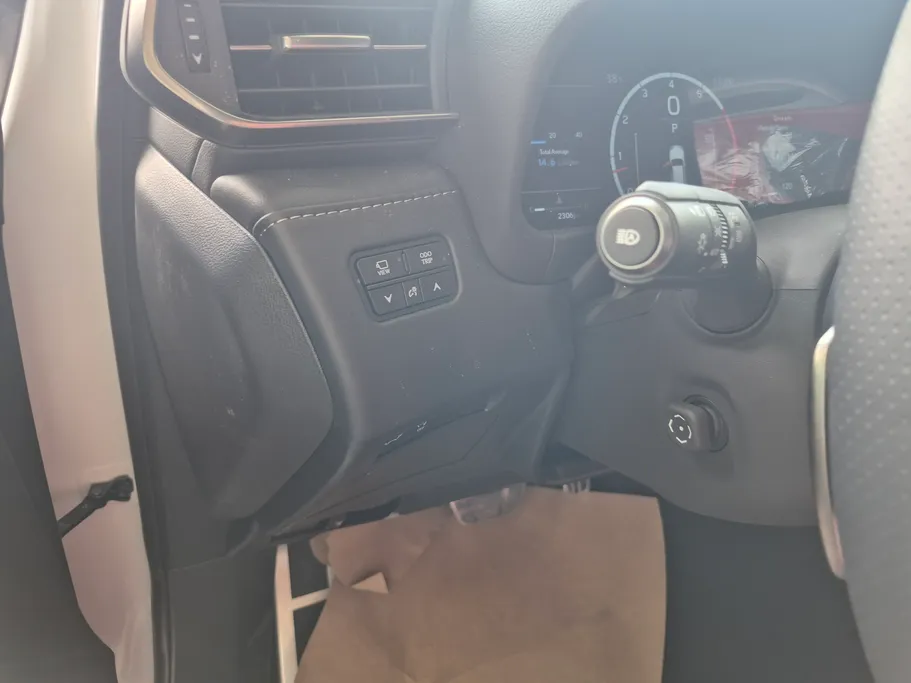 لكزس LX 600 2025 