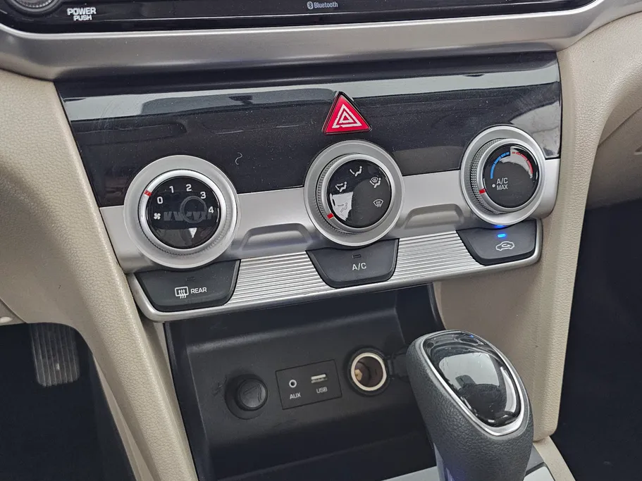 2020 Hyundai Elantra GL 
