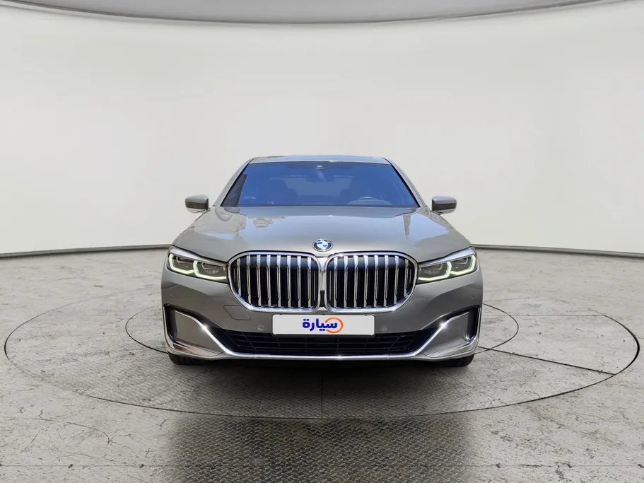 2022 BMW 7 Series 730Li 