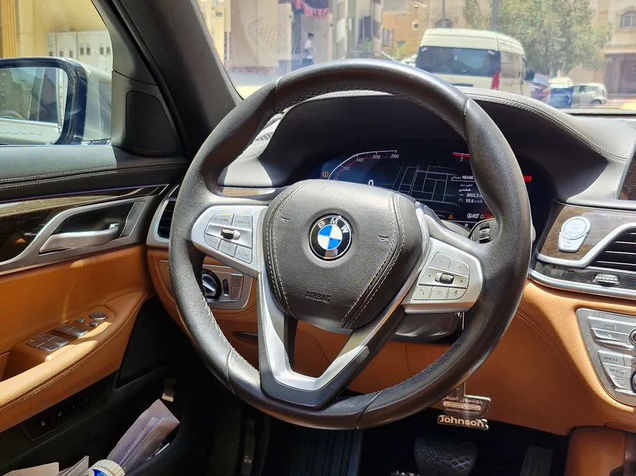 2022 BMW 7 Series 730Li 