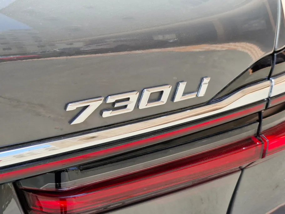 2022 BMW 7 Series 730Li 