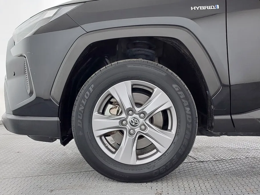 2024 Toyota RAV4 LE HEV 