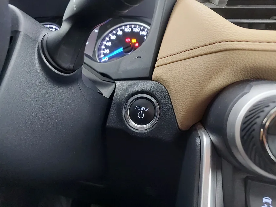 2024 Toyota RAV4 LE HEV 